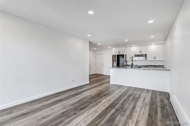 1150 Golden Circle Unit: 409