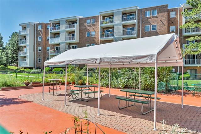 1150 Golden Circle Unit: 409