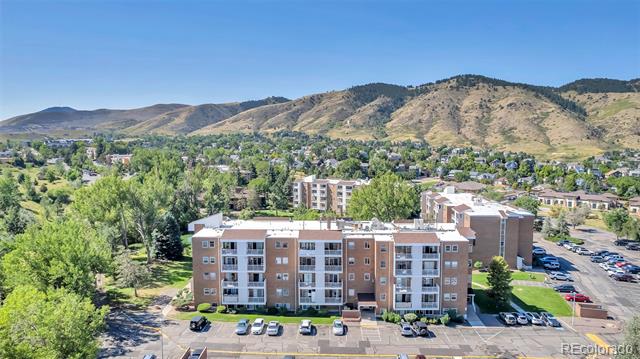 1150 Golden Circle Unit: 409
