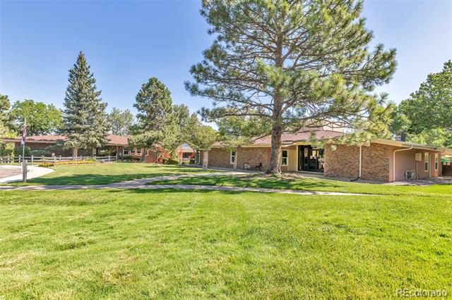 1150 Golden Circle Unit: 409