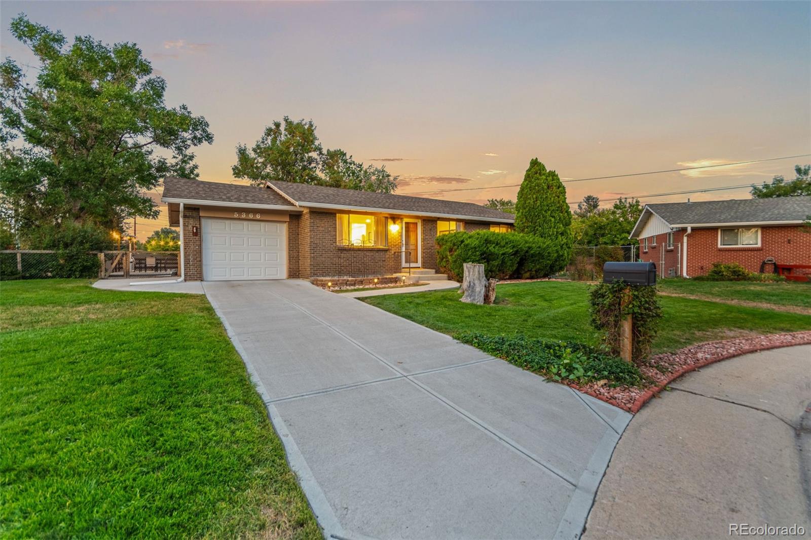 5366 Field Circle