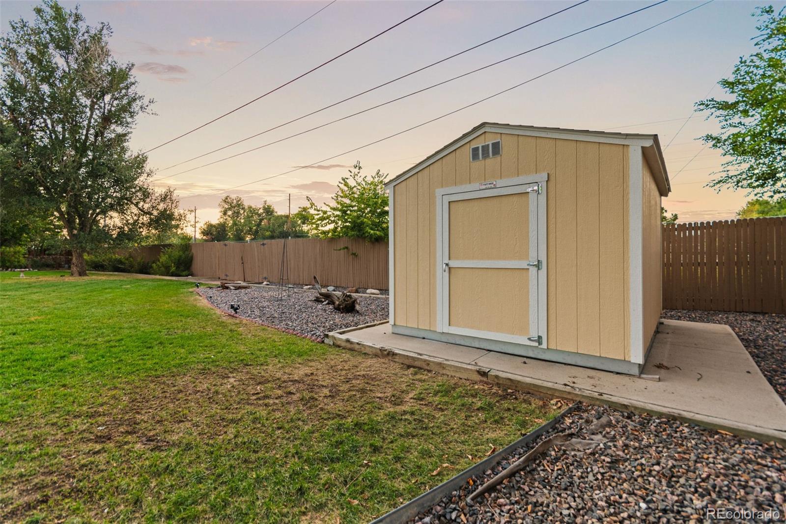 5366 Field Circle