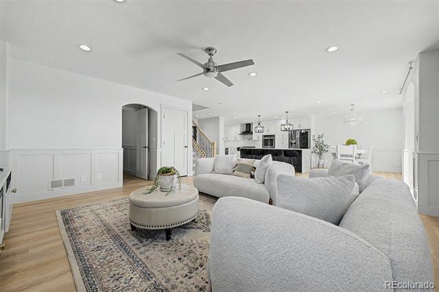 10930 Saint Paul Way