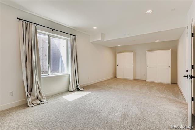 3434 W 154th Place