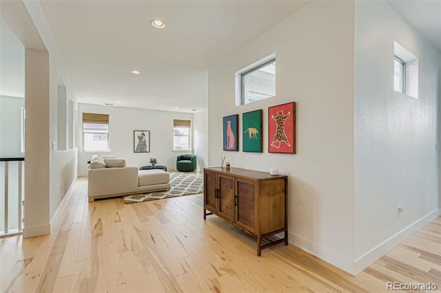 3434 W 154th Place