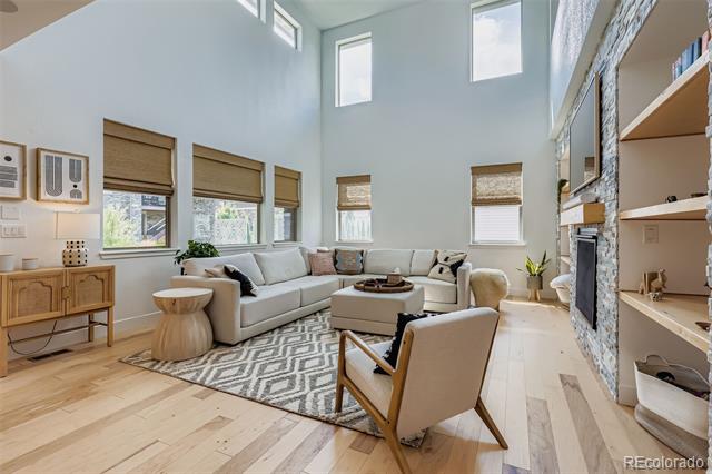 3434 W 154th Place