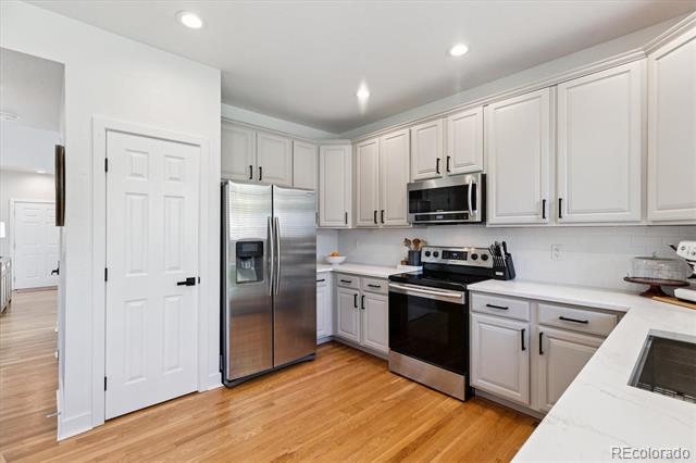 6900 S Algonquian Court