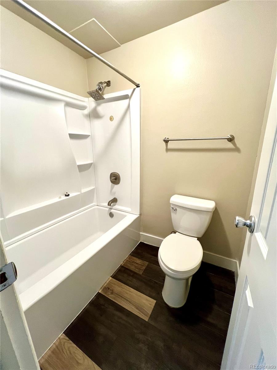 14437 E 1st Drive Unit: B04