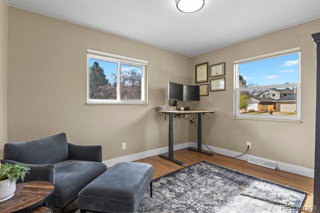 1115 W Hinsdale Drive