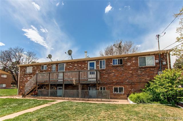 2350 S Linden Court