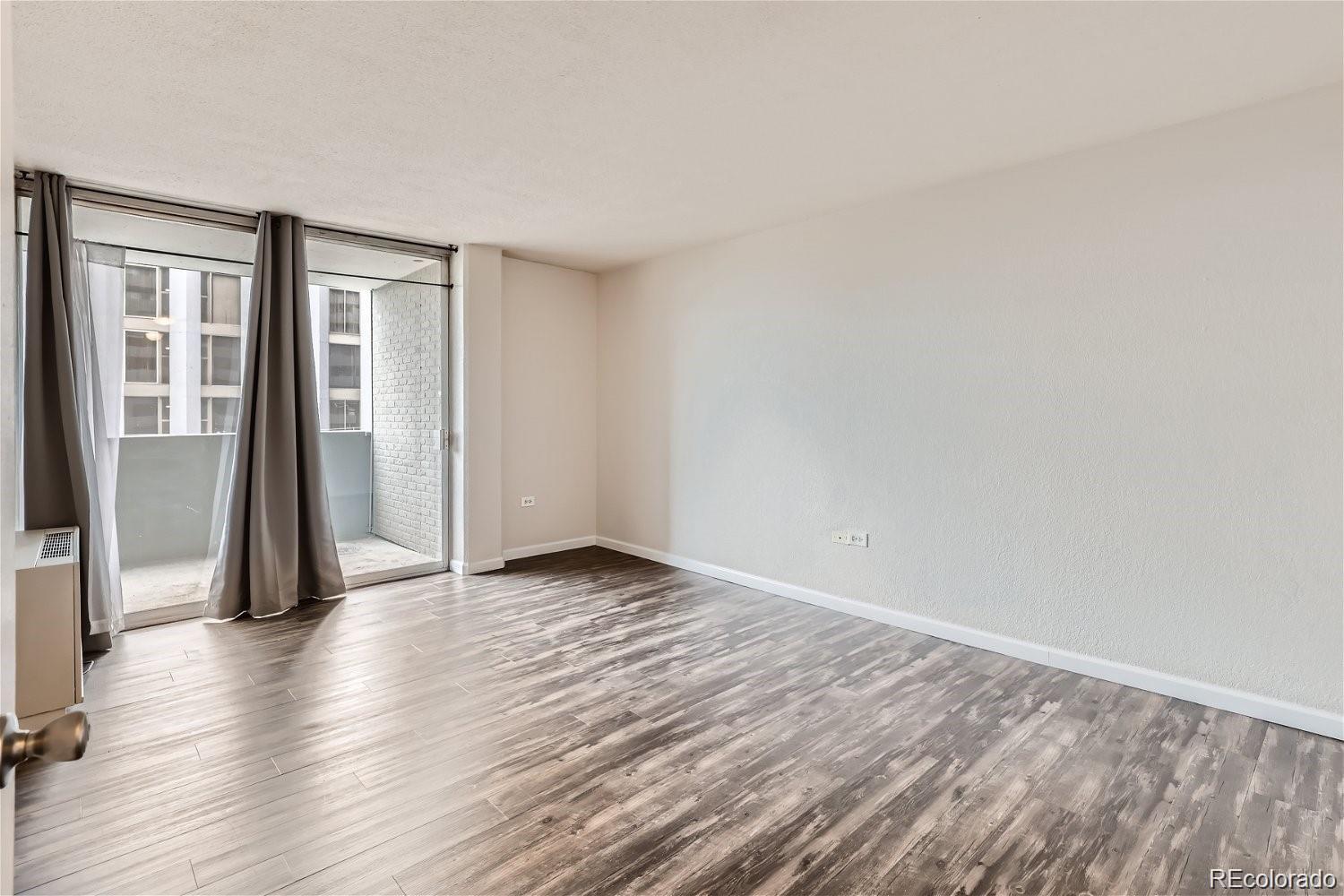 909 N Logan Street Unit: 4A