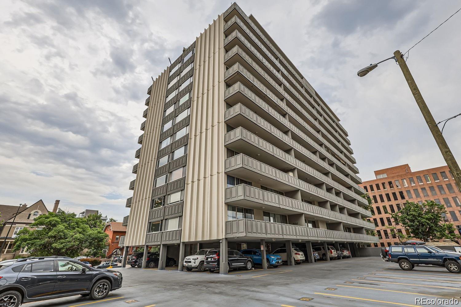 909 N Logan Street Unit: 4A