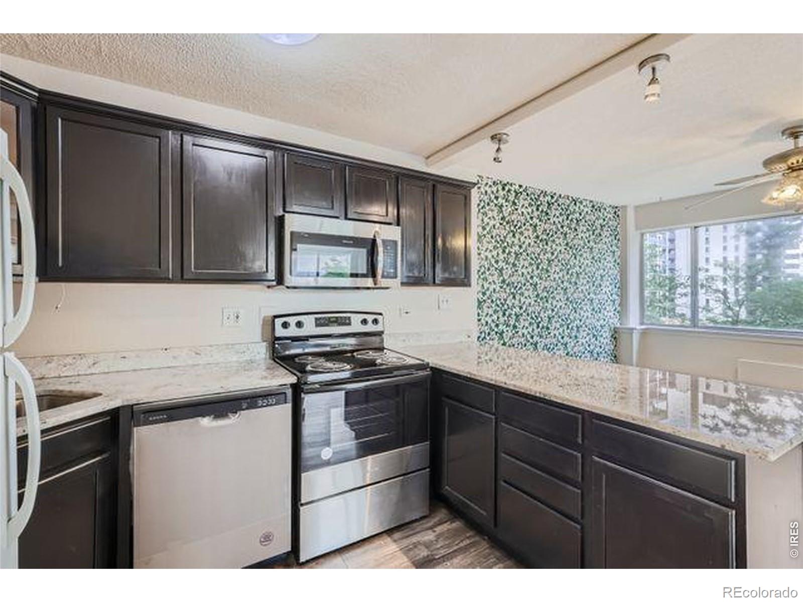 909 N Logan Street Unit: 4A