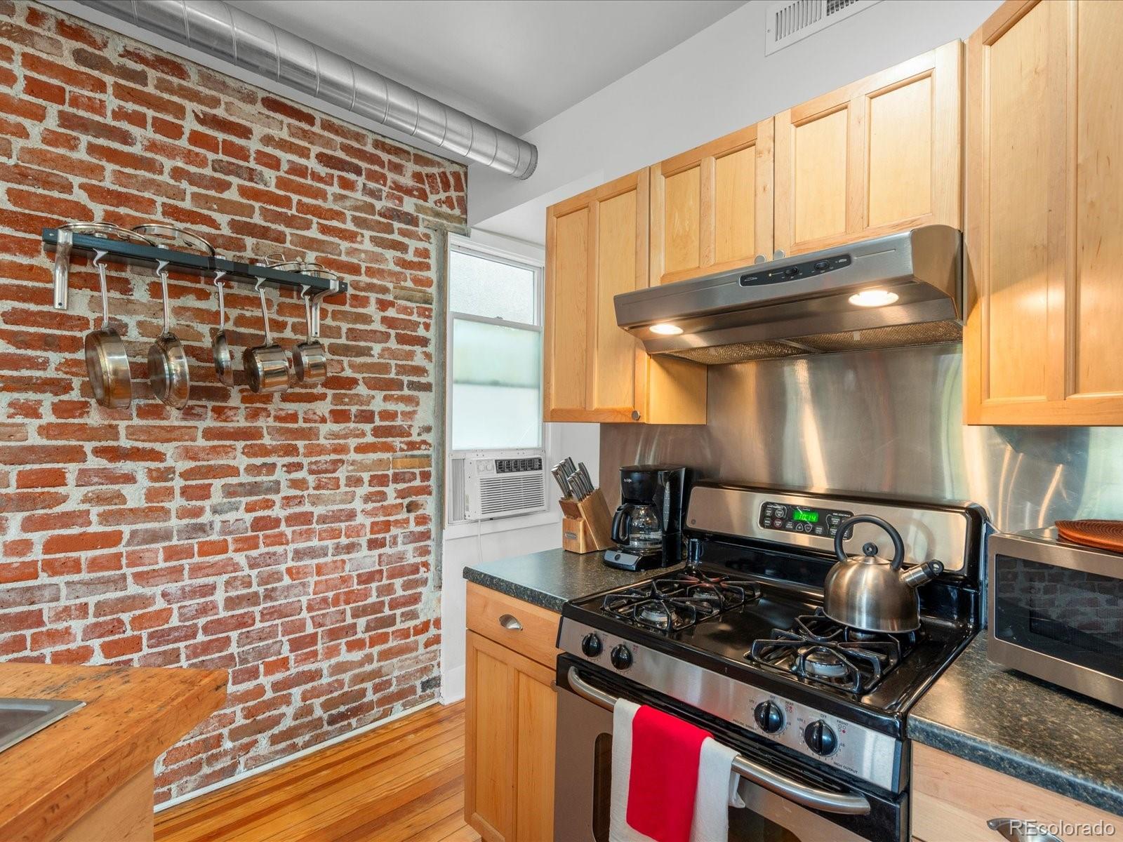 164 W Maple Avenue