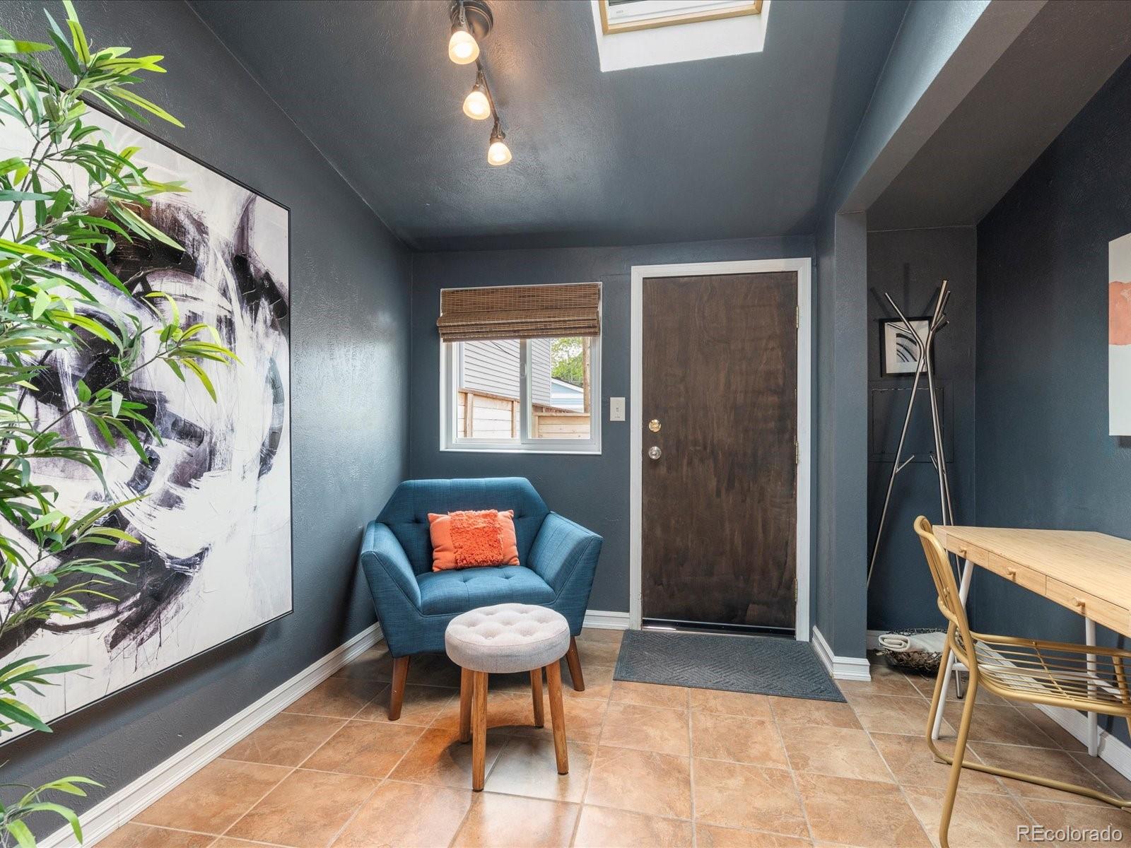 164 W Maple Avenue
