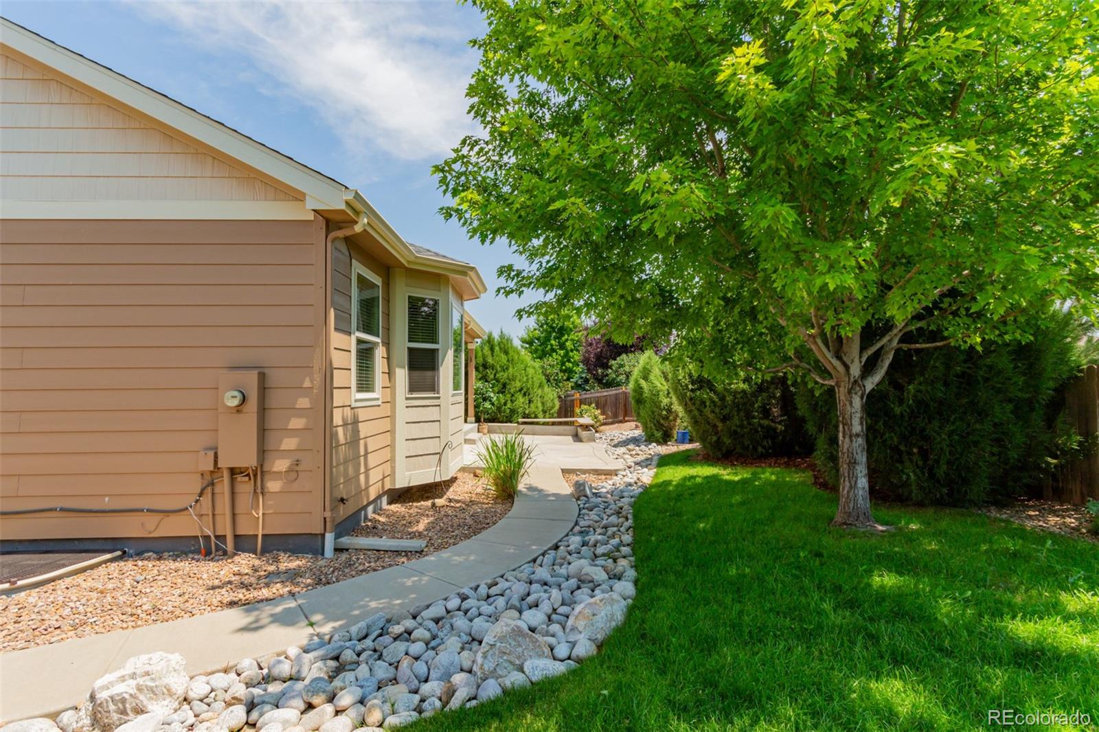 8546 Raspberry Drive