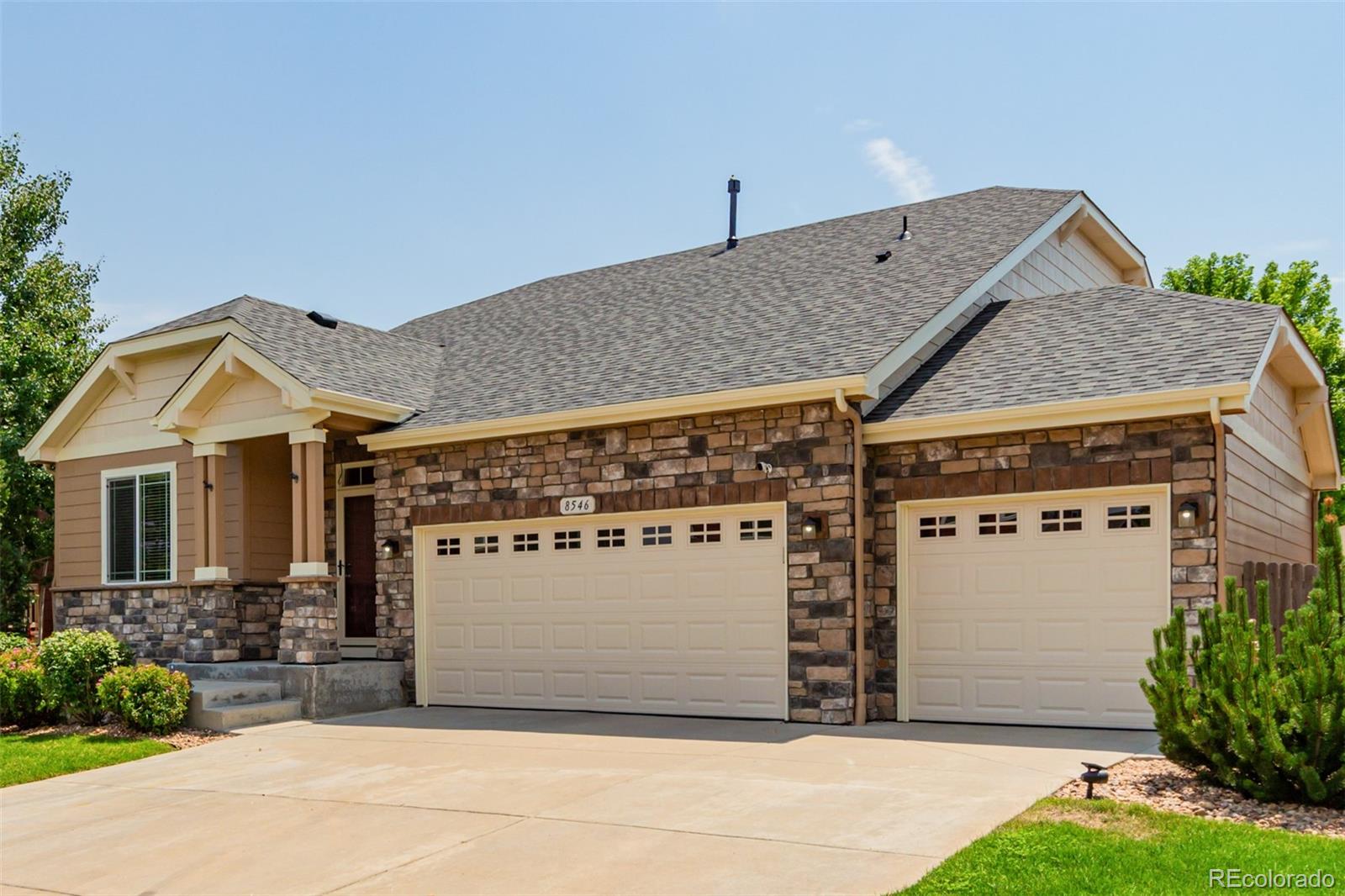 8546 Raspberry Drive