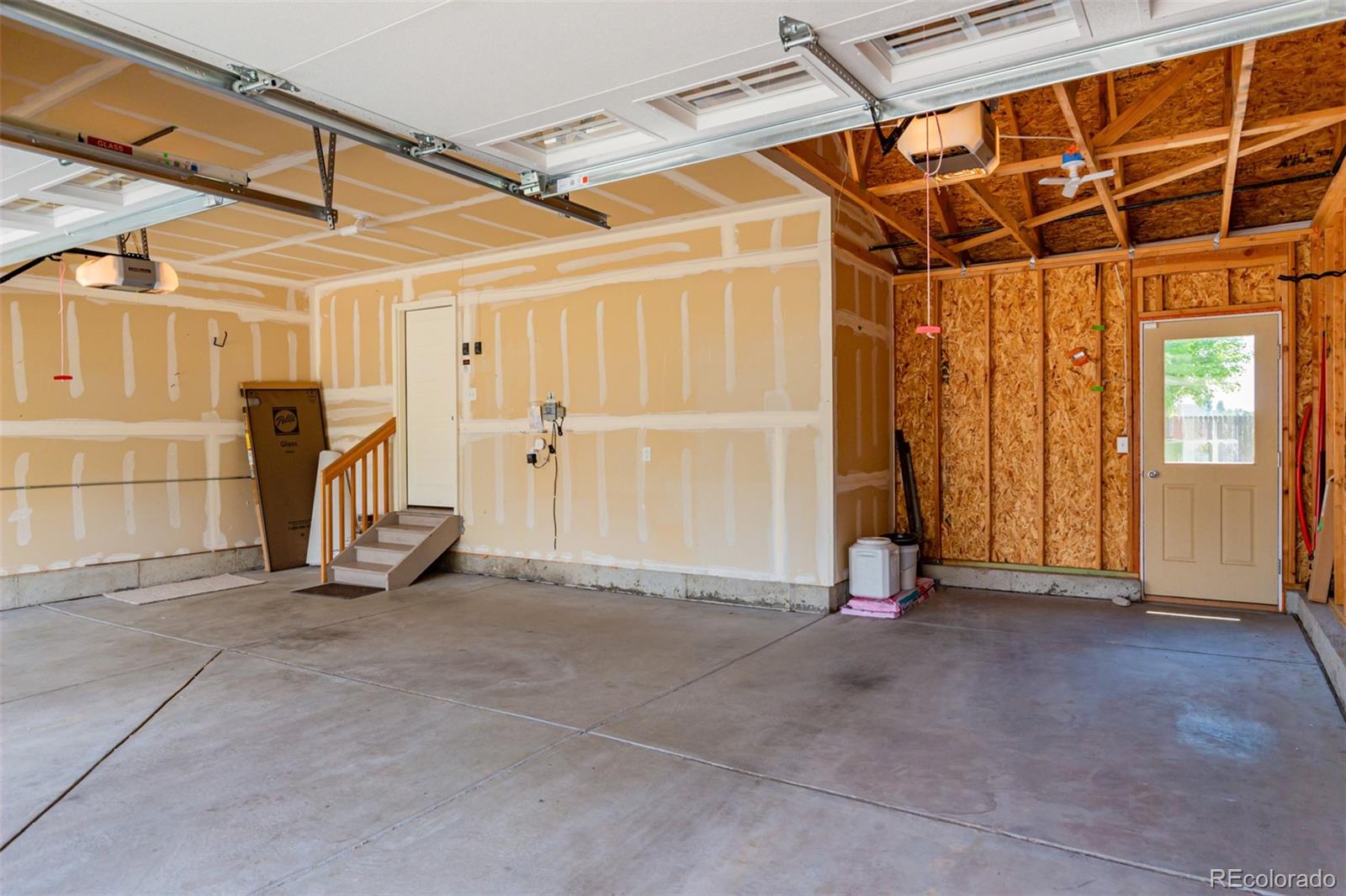 8546 Raspberry Drive