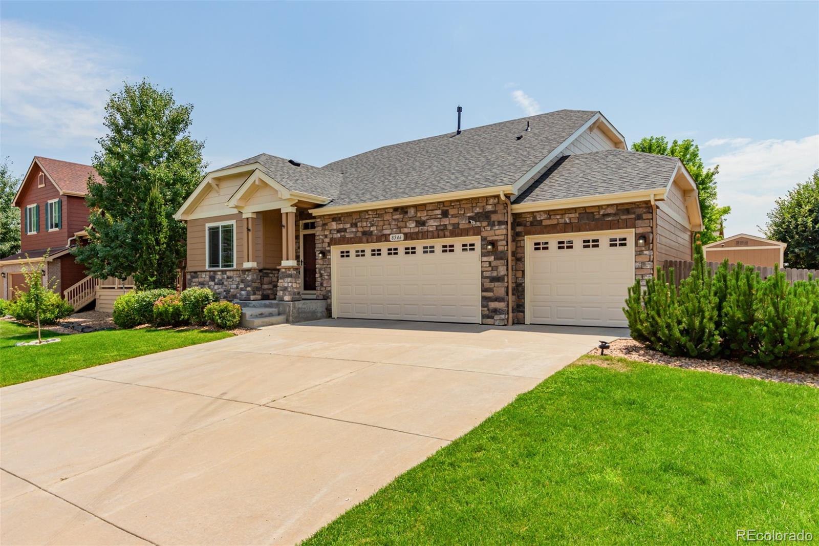 8546 Raspberry Drive