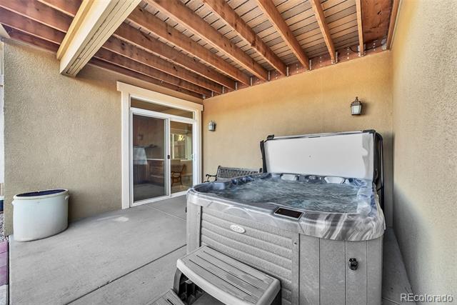 6038 Cumbre Vista Way