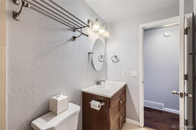 7814 W Ontario Place
