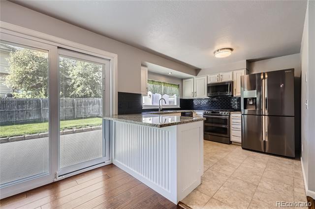 7814 W Ontario Place