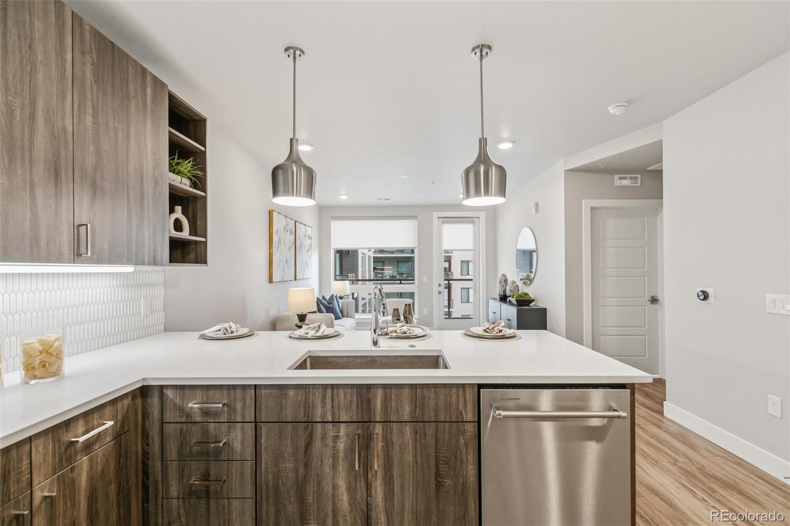 20 Wilcox Street Unit: 519