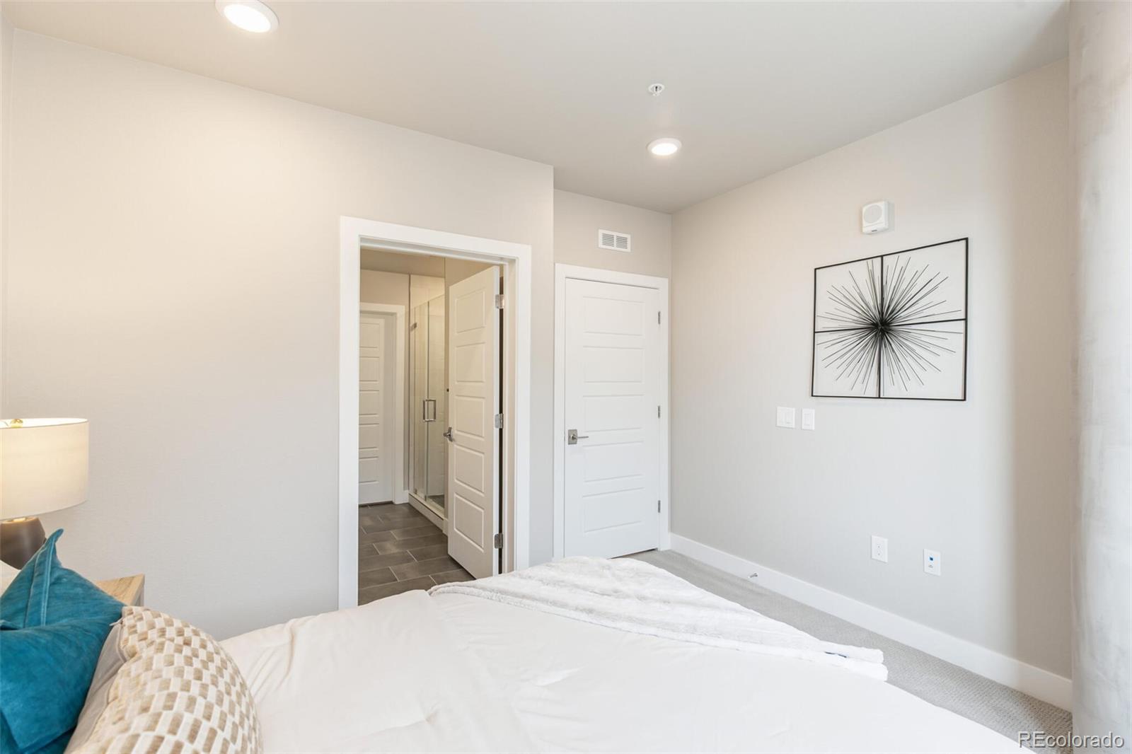 20 Wilcox Street Unit: 519