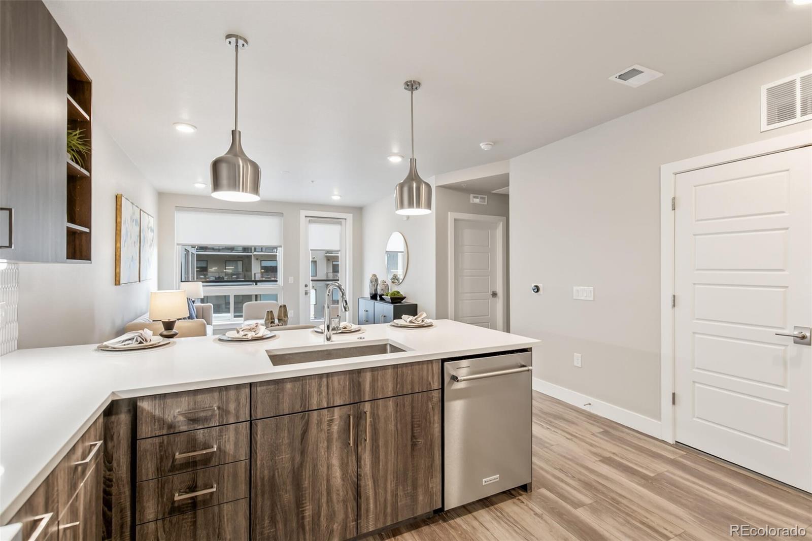 20 Wilcox Street Unit: 519