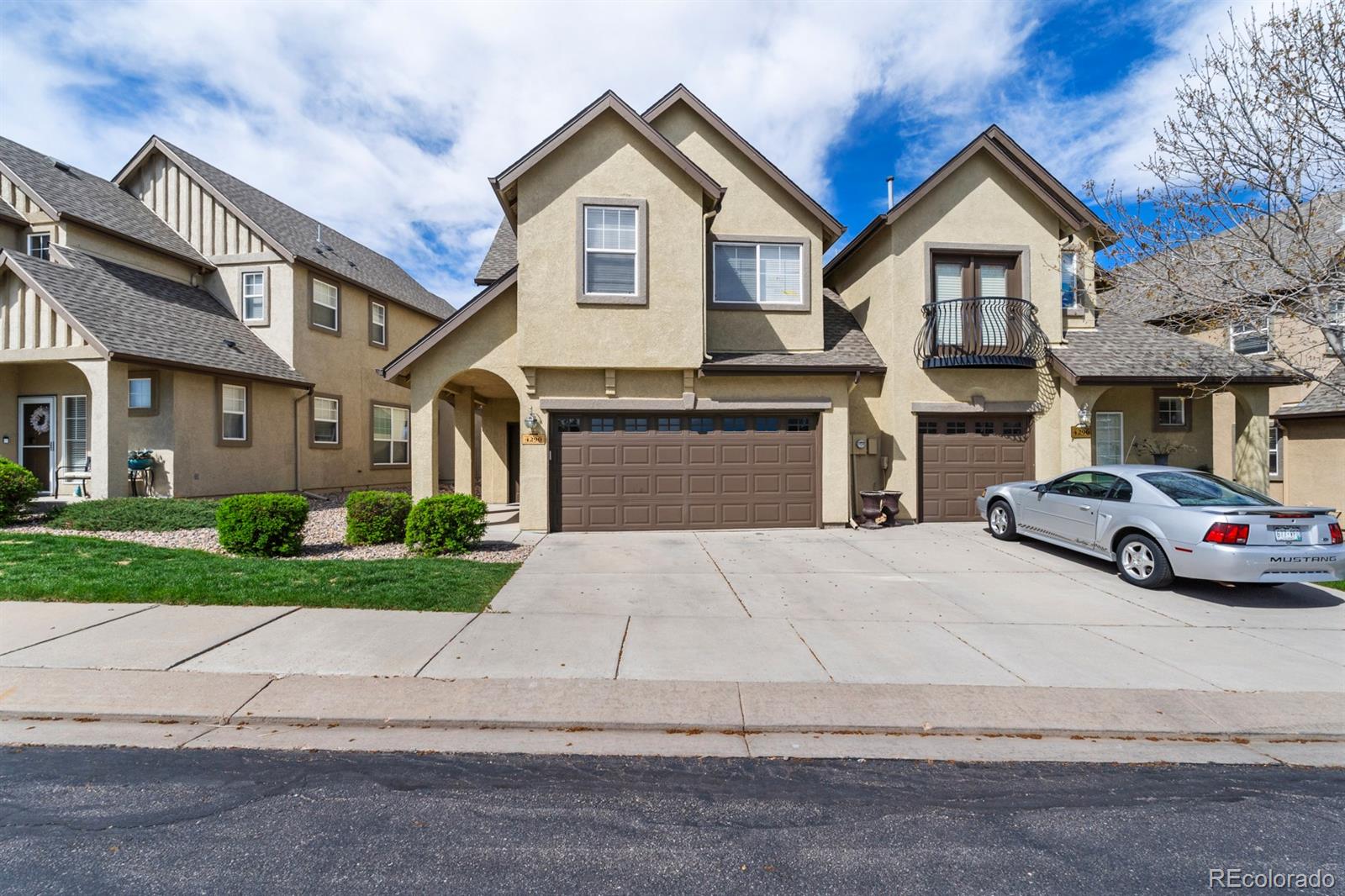 4290 Alder Springs View