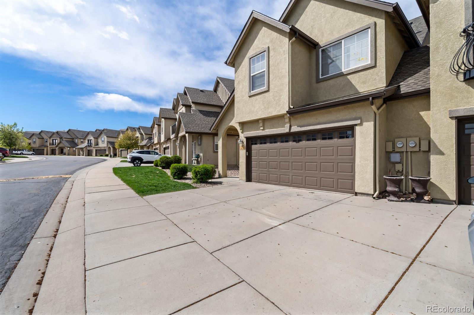 4290 Alder Springs View