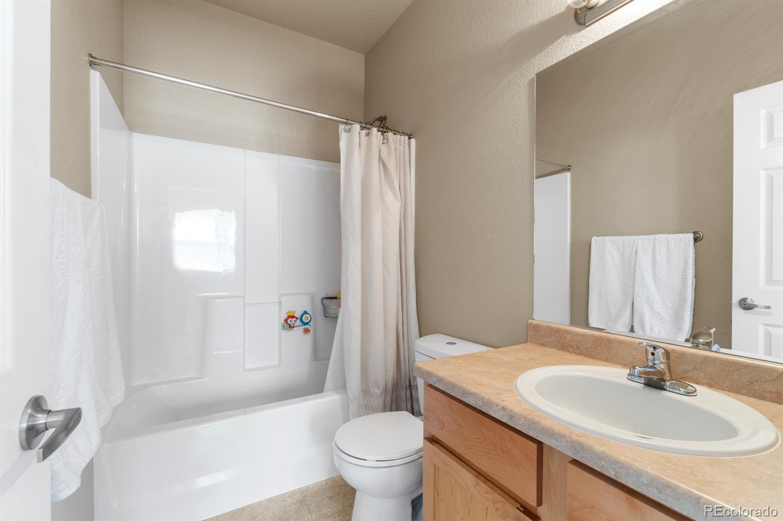 4290 Alder Springs View