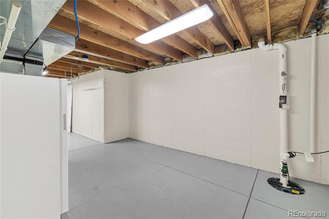 12075 Elm Way