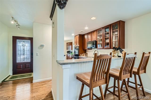2551 S Flanders Court
