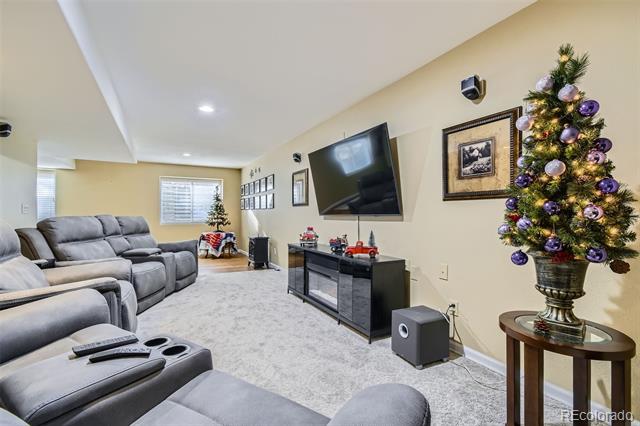 2551 S Flanders Court