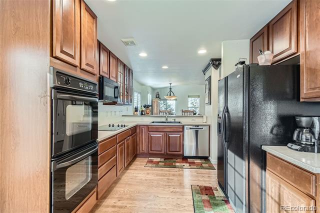 2551 S Flanders Court