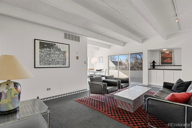 130 N Pearl Street Unit: 404