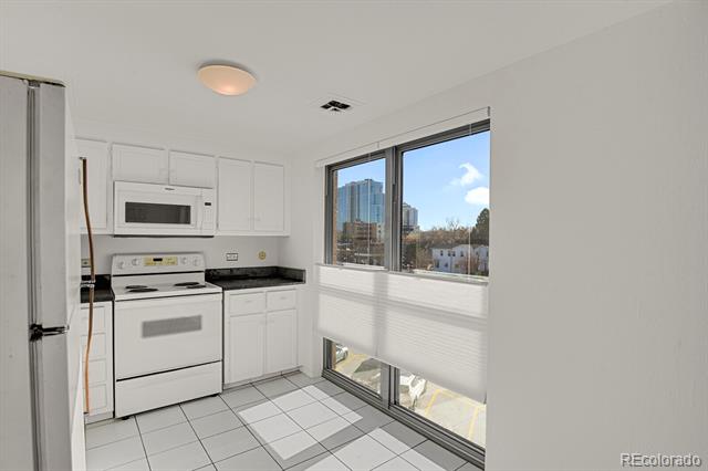 130 N Pearl Street Unit: 404