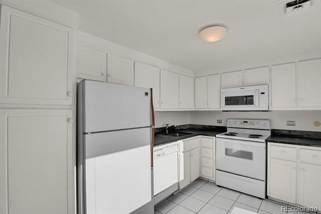 130 N Pearl Street Unit: 404