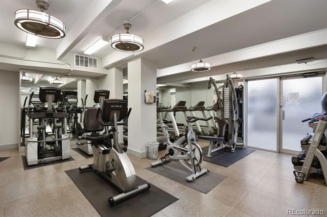 130 N Pearl Street Unit: 404