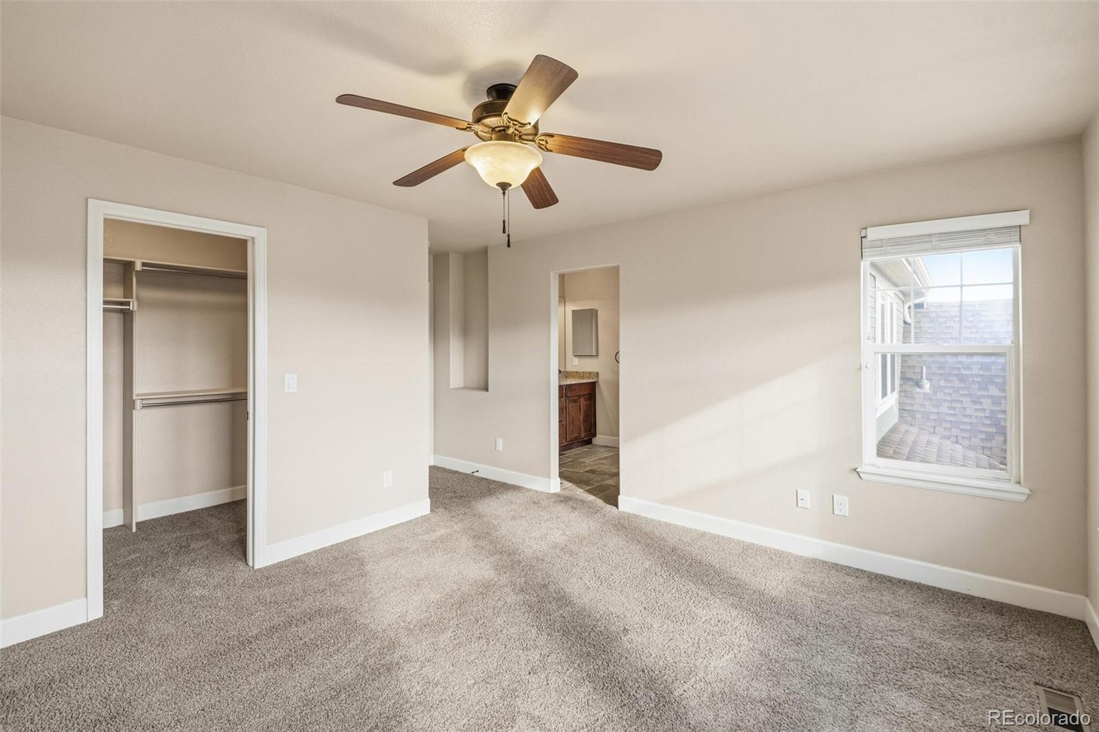 9763 W Hinsdale Lane