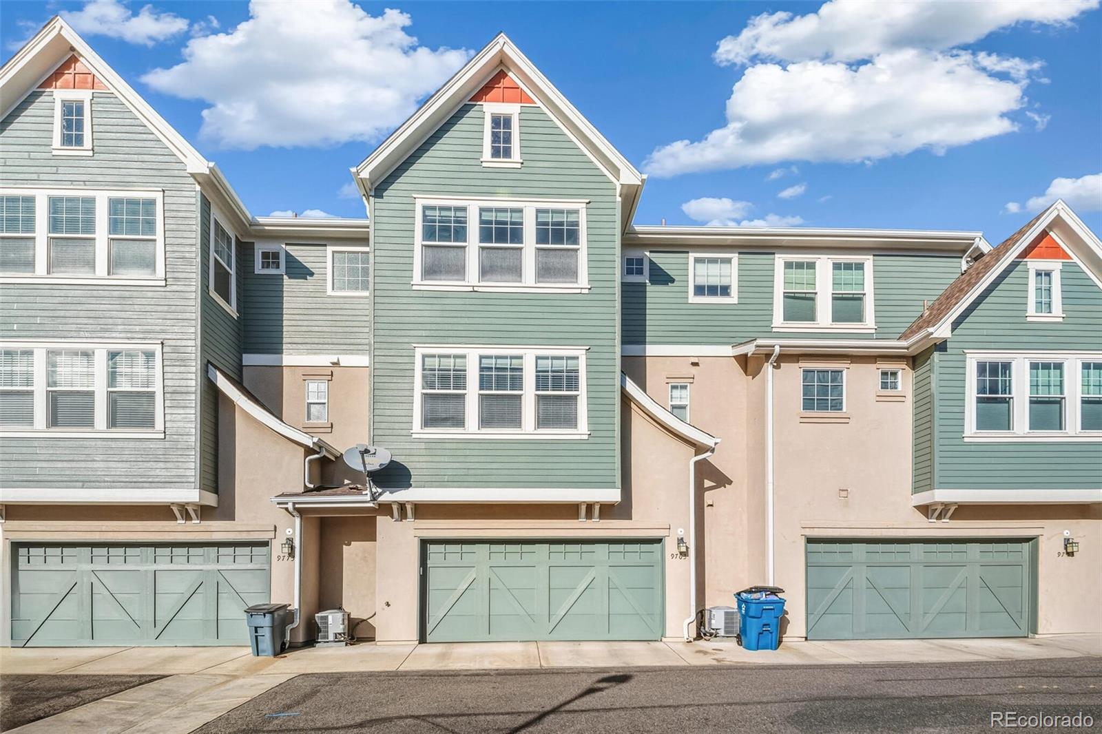 9763 W Hinsdale Lane