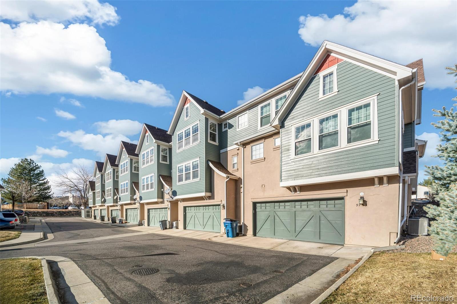 9763 W Hinsdale Lane