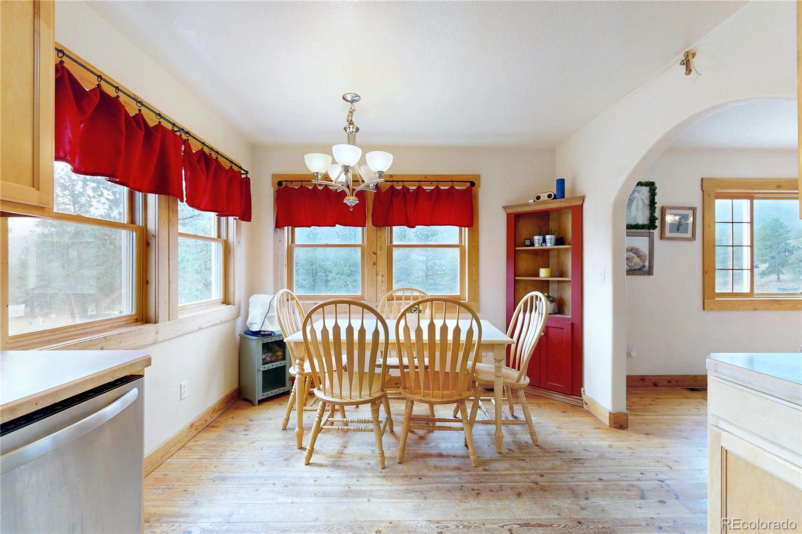 39 Snider Point