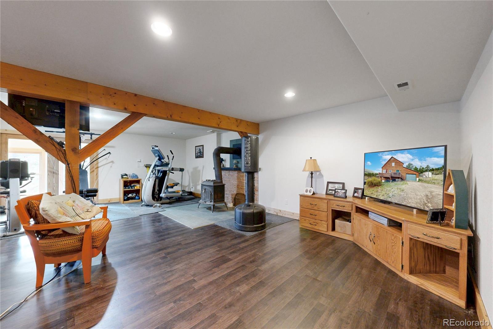 39 Snider Point