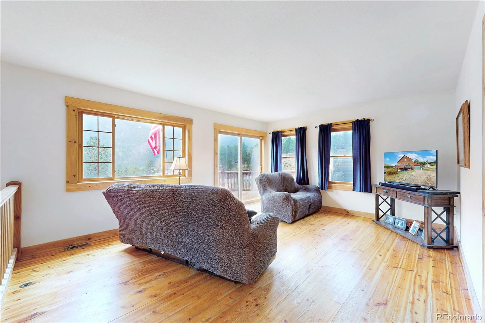 39 Snider Point