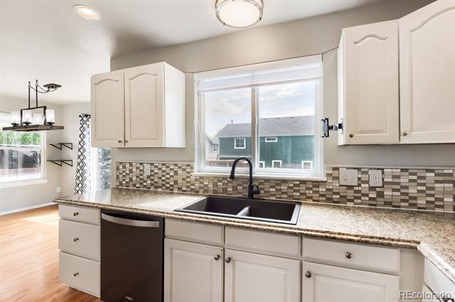 10338 Blue Heron Court