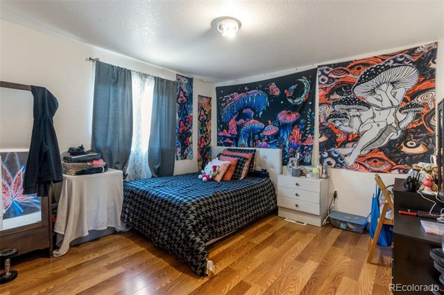 9100 Tejon