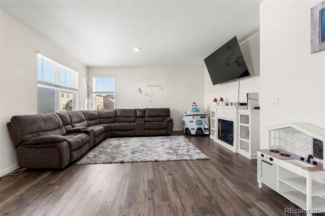 45827 Red Tail Drive