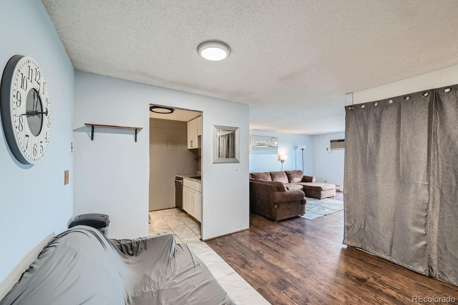 1150 Golden Circle Unit: 509